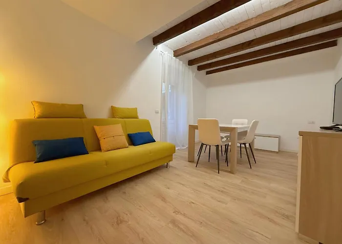 Semesterbostad Lovers House *