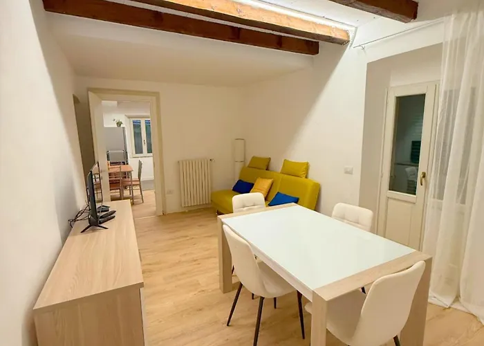 Lovers House Semesterbostad